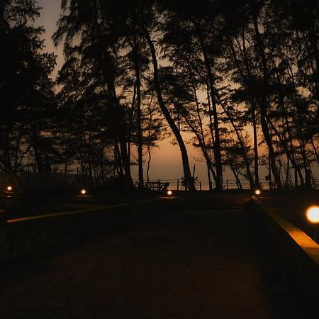 White Sand Beach Stay Resort Kumta Eksteriør bilde